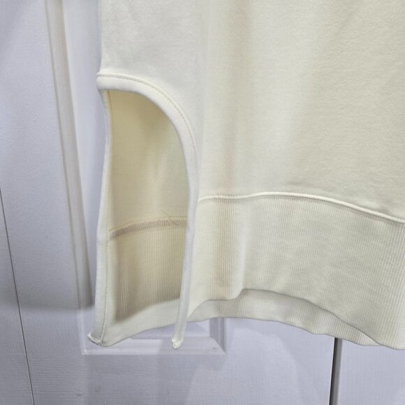 New Women’s Cream Crew Neck Sweater – Size Small - Picture 3 of 7